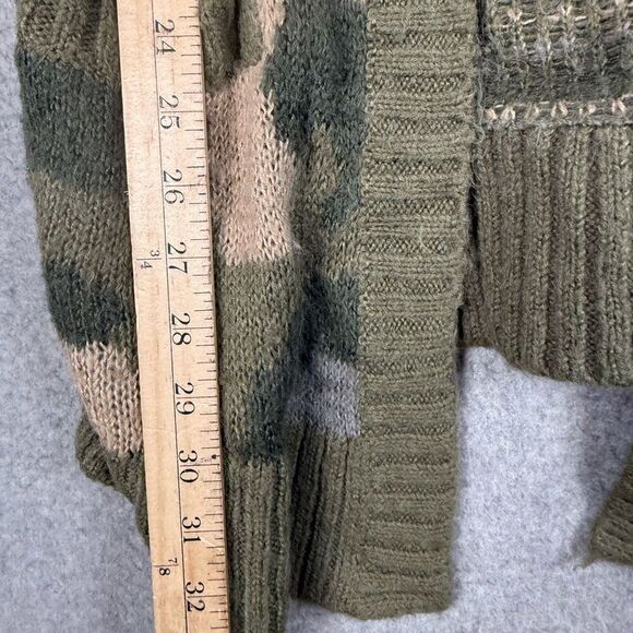 Hollister Women's Small Blue Green Camo Print Cardigan Sweater Acrylic Knit - Picture 7 of 7